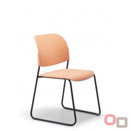 Lumia Visitor Chair