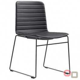 Mia Breakout Chair