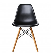 Replica Eames Eiffel Side Chairs x2