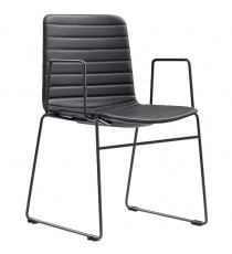 Mia Breakout Chair